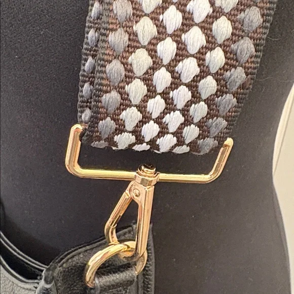 Ah Dorned vegan leather messenger cross body bag - Picture 6 of 8